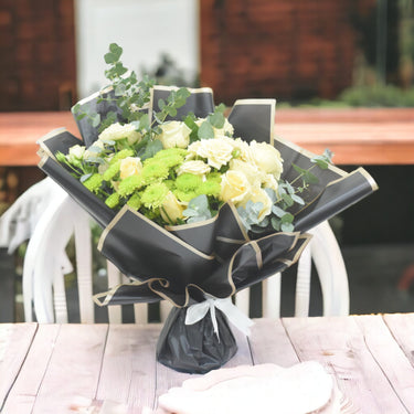 Monochrome Majesty, Classic Freestyle Bouquet, Rose Creme, Spray Rose, Chrysanthemum